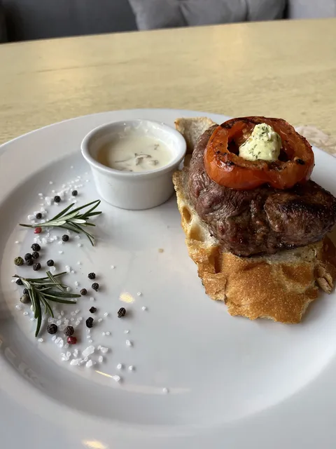 Pesto Cafe image 10
