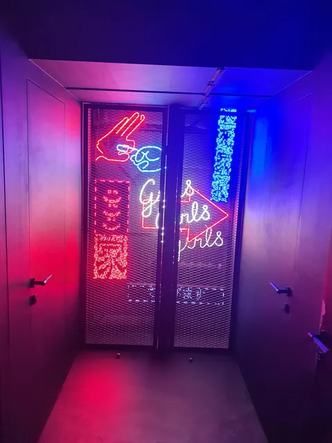 Par Bar 2 image 3