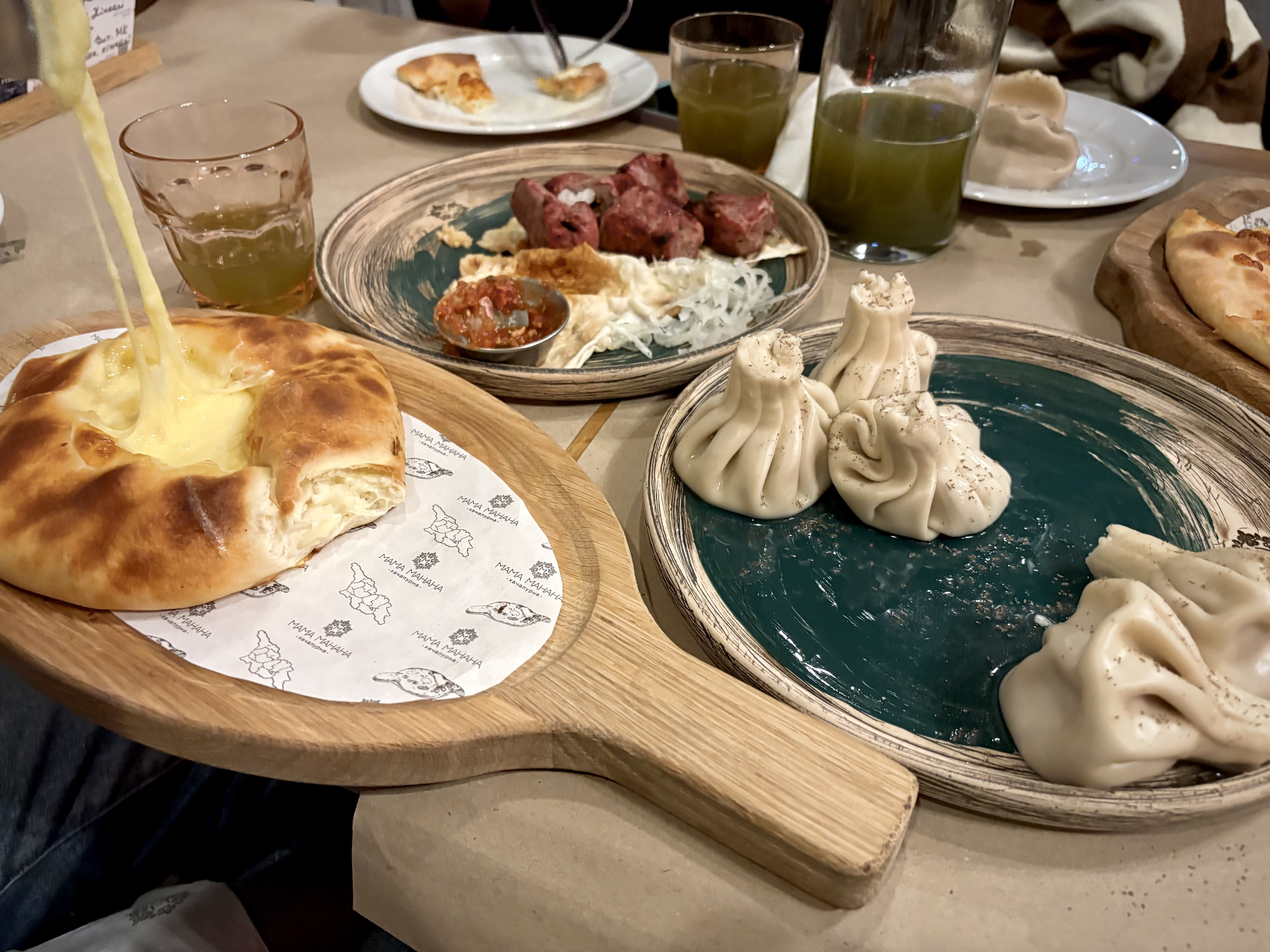 MAMA MANANA Pivdenna image 8