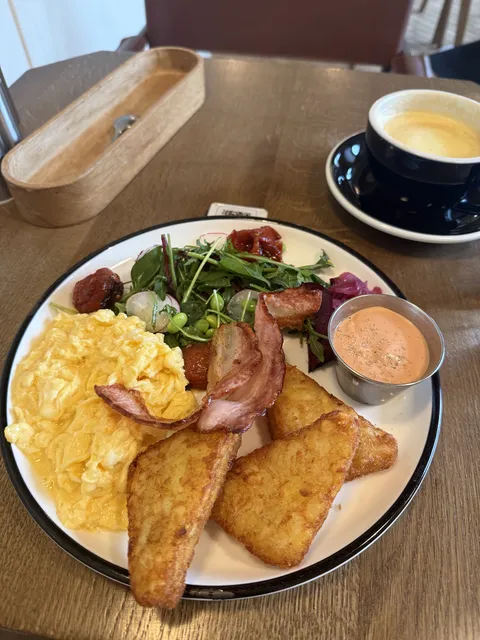 Remi Cafe image 8