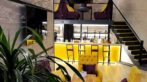 OOLONG TEA BAR image 1