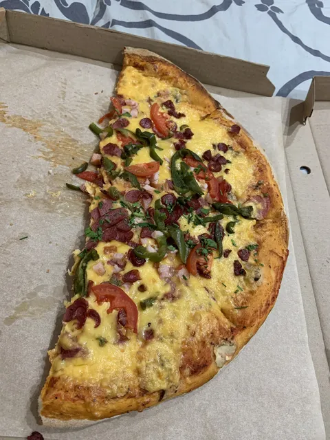 Grand Pizza image 2