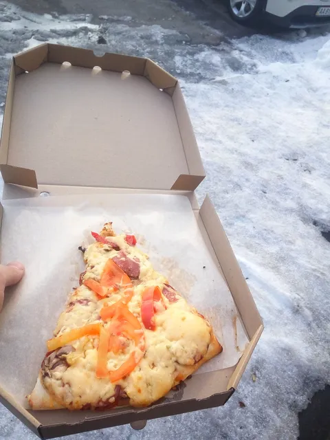 Grand Pizza image 9