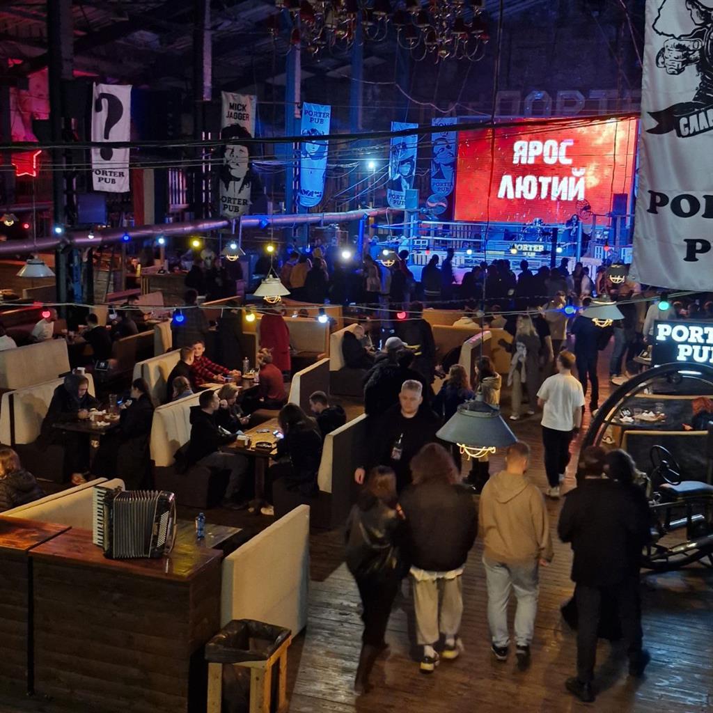 Porter Brew Pub на Жилянській-2500 метрів залу з великим екраном 6*6метрів! image 5