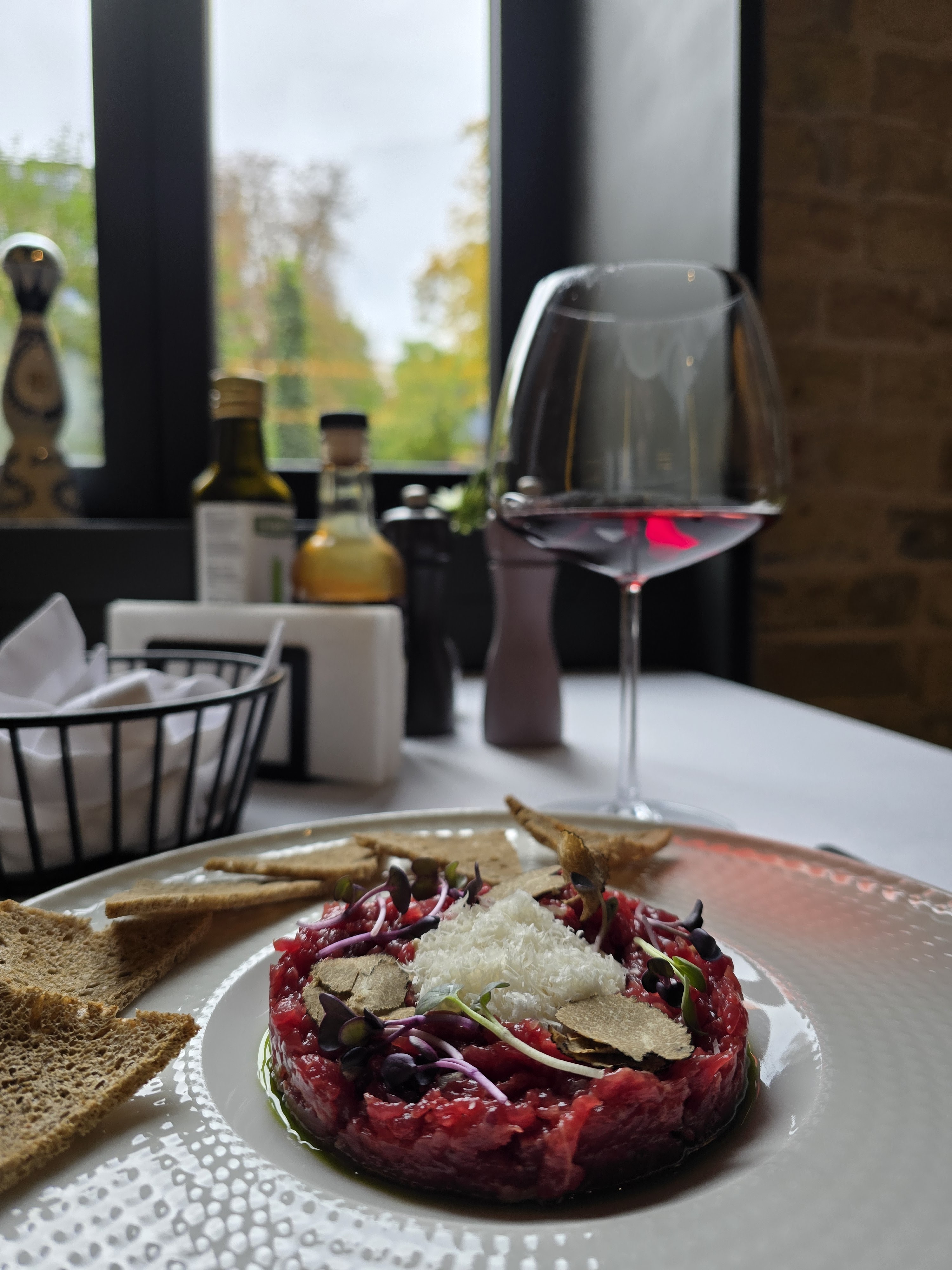 45 restaurant image 10