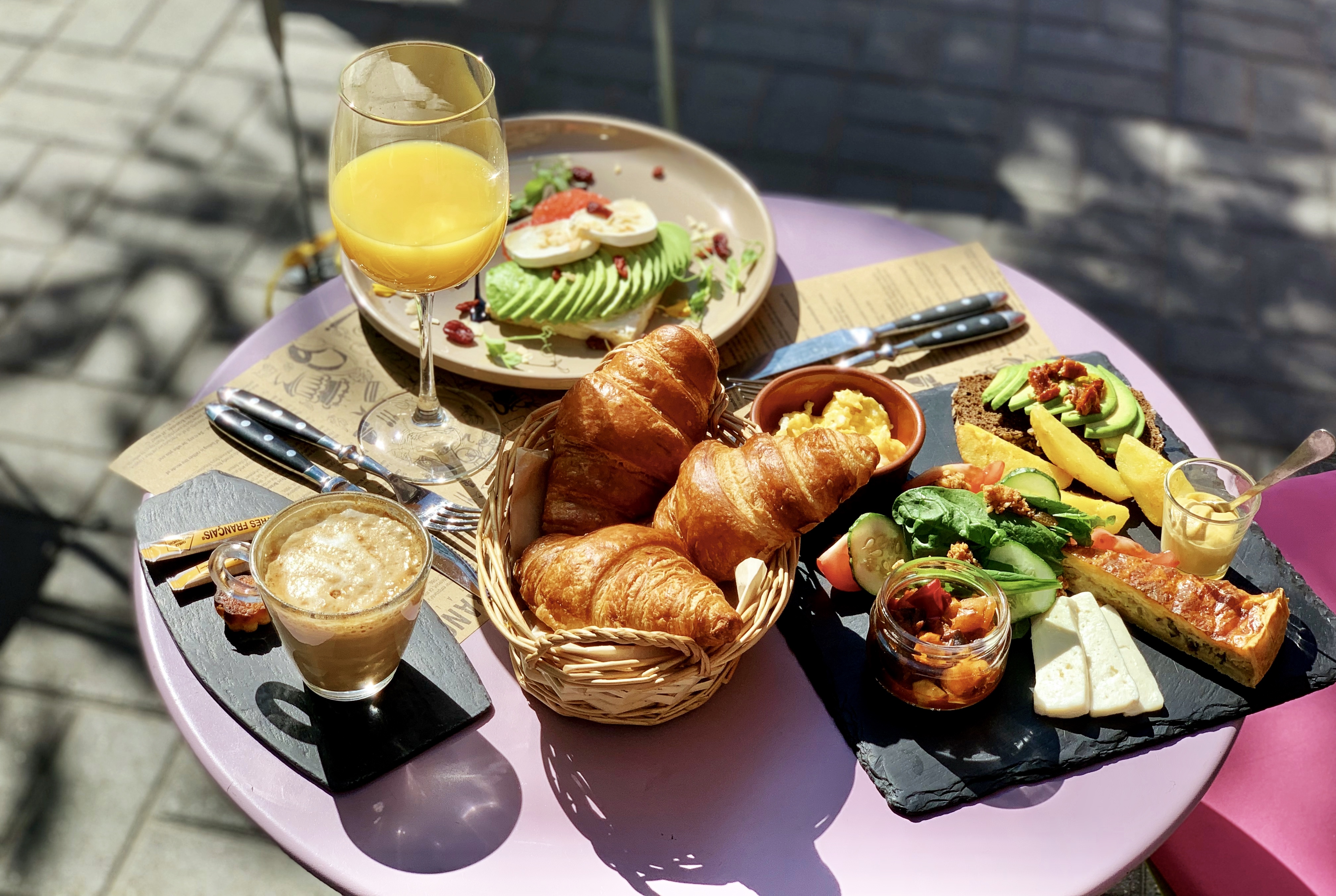 Très Branché image 2