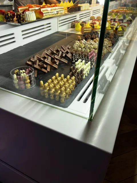 Honey image 6