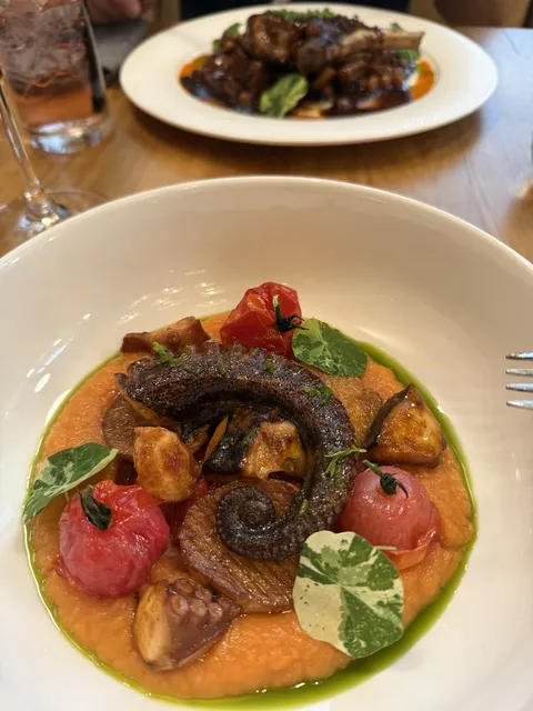 Novella Restaurant image 7