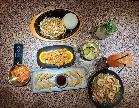 Seoul Soul KOREAN BBQ Karaoke 서울 image 7