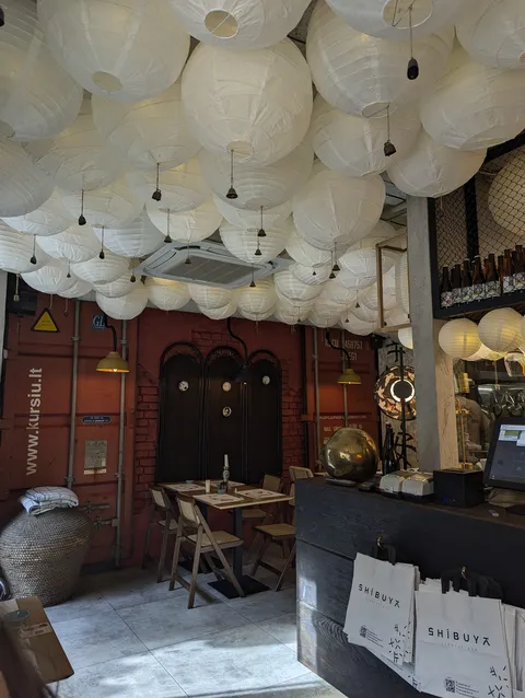 Shibuya Sushi Kiosk image 3