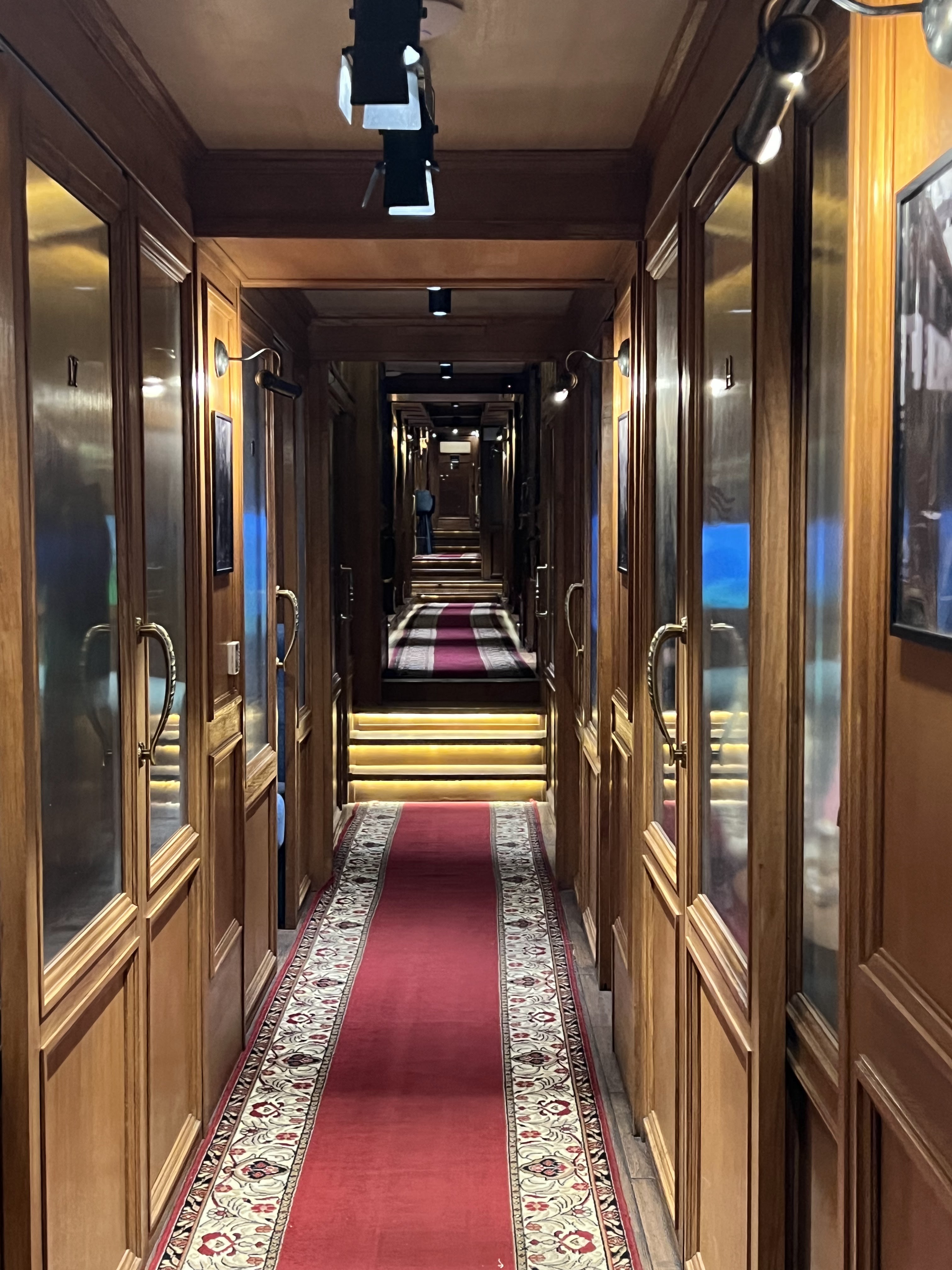 Passenger Gastro Bar image 6