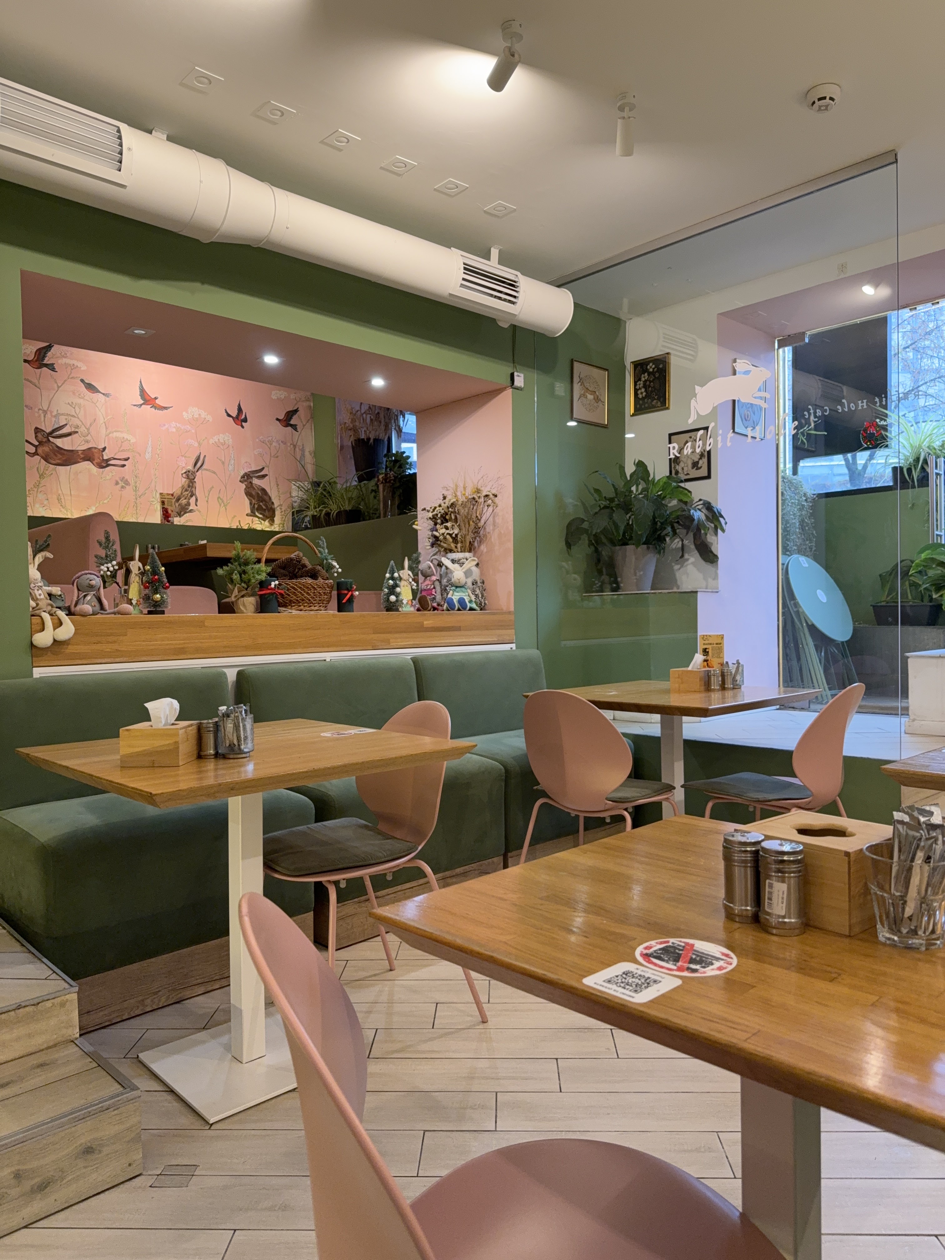 Rabbit Hole Cafe/Restaurant image 5