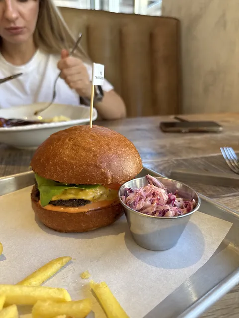 Holy Burger image 3