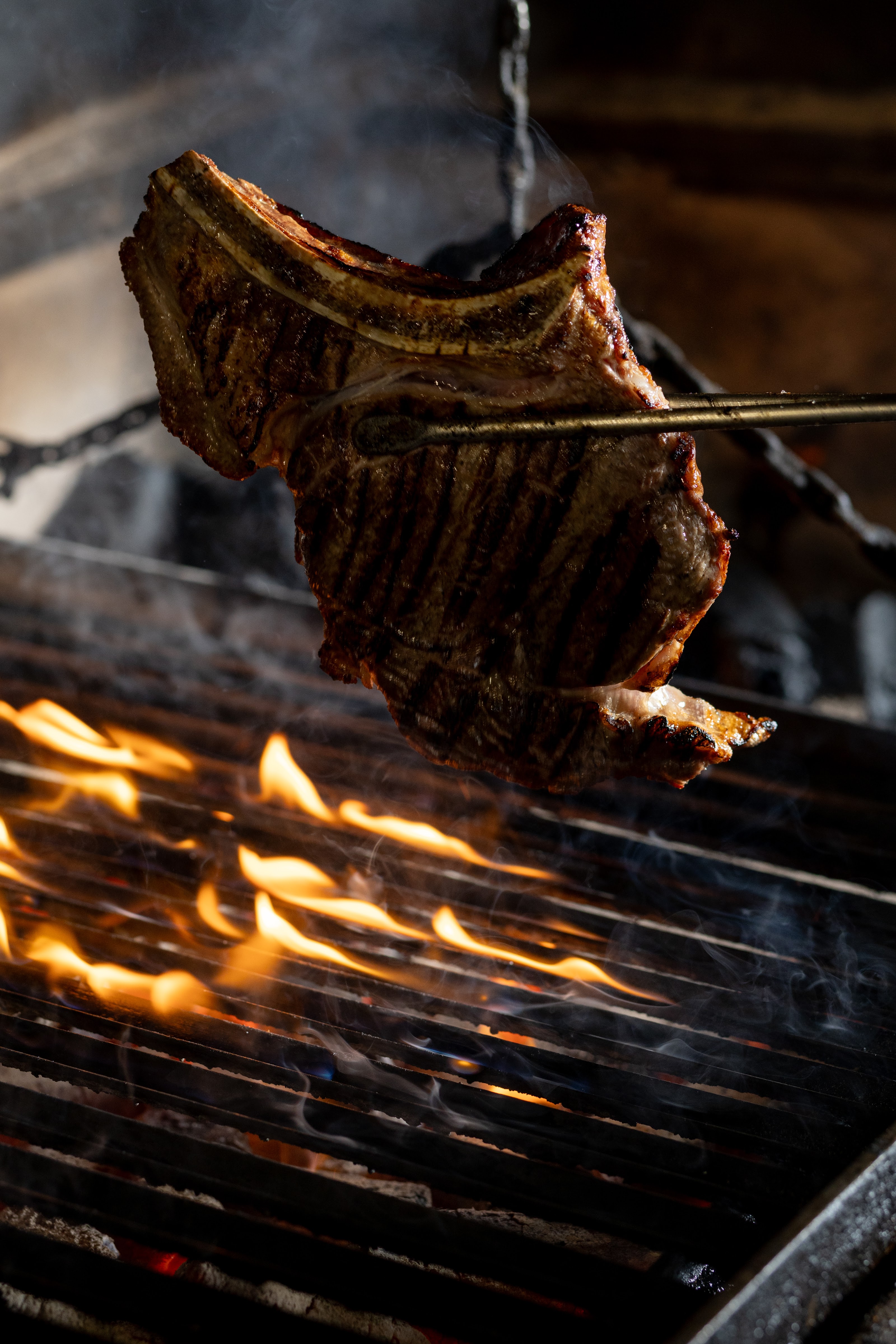 BEEF meat & wine image 9