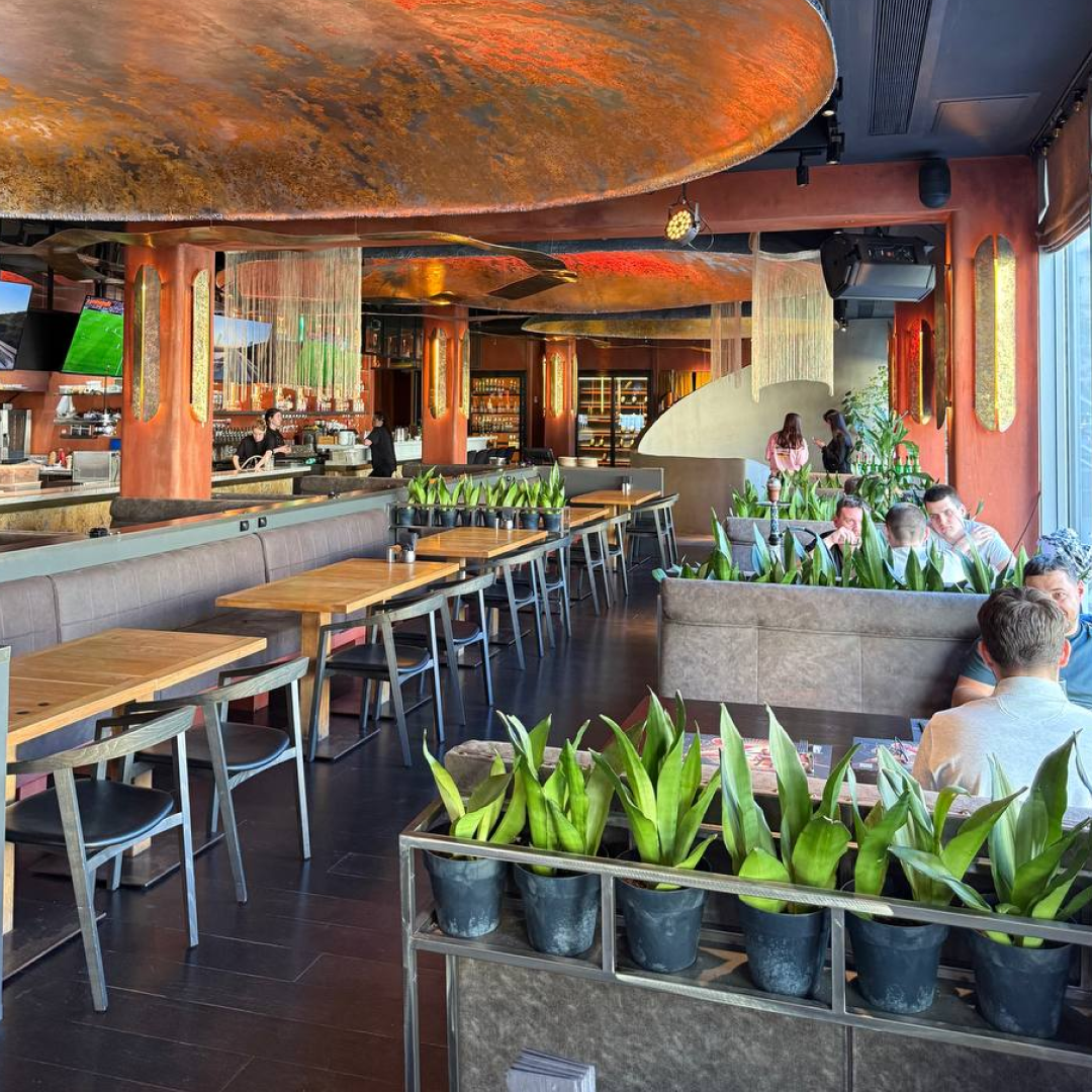 BRю • Mood Restaurant & Bar image 3