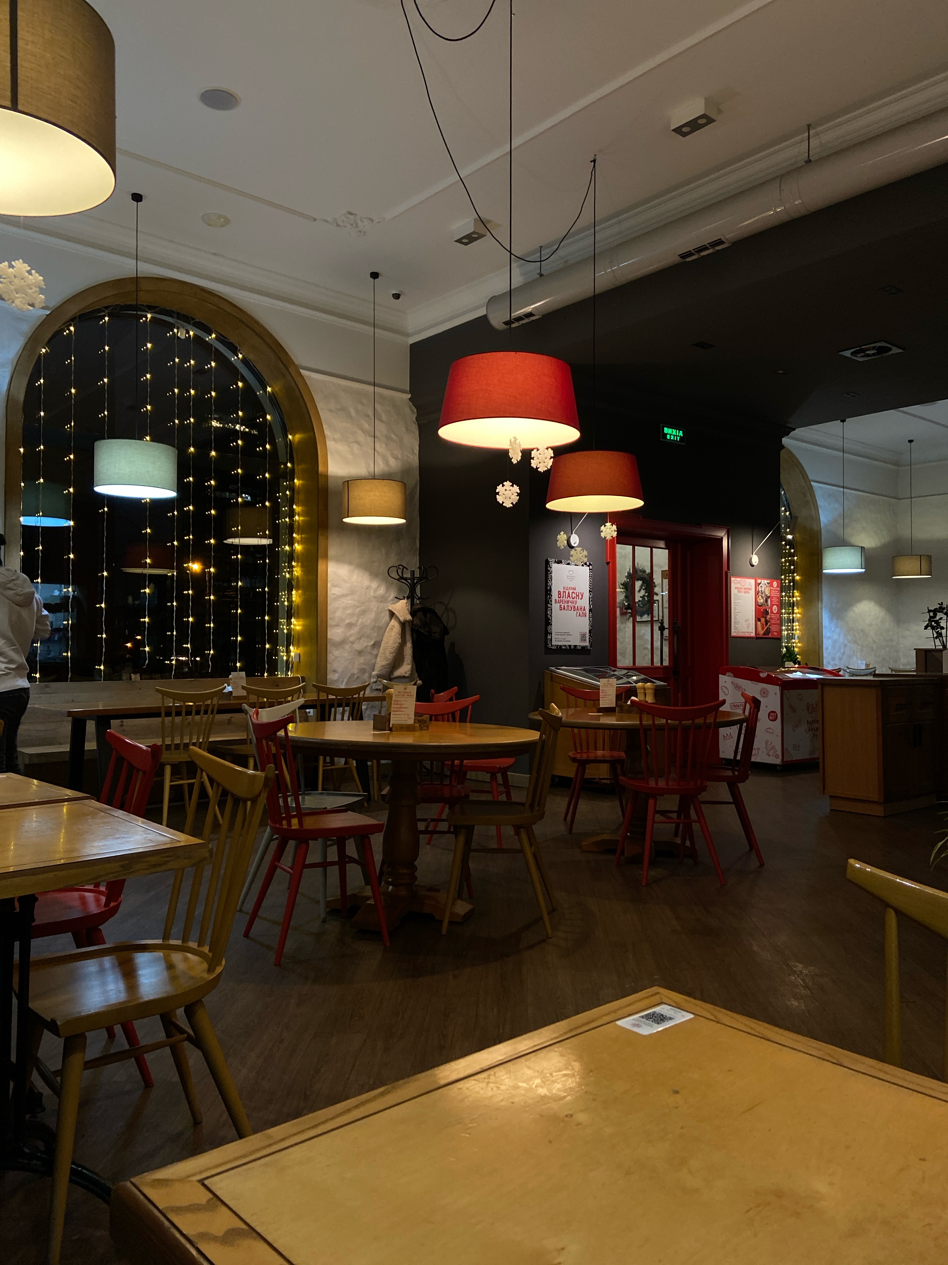 Varenychna Baluvana Halya (Varenyky Spoiled Halia) image 9