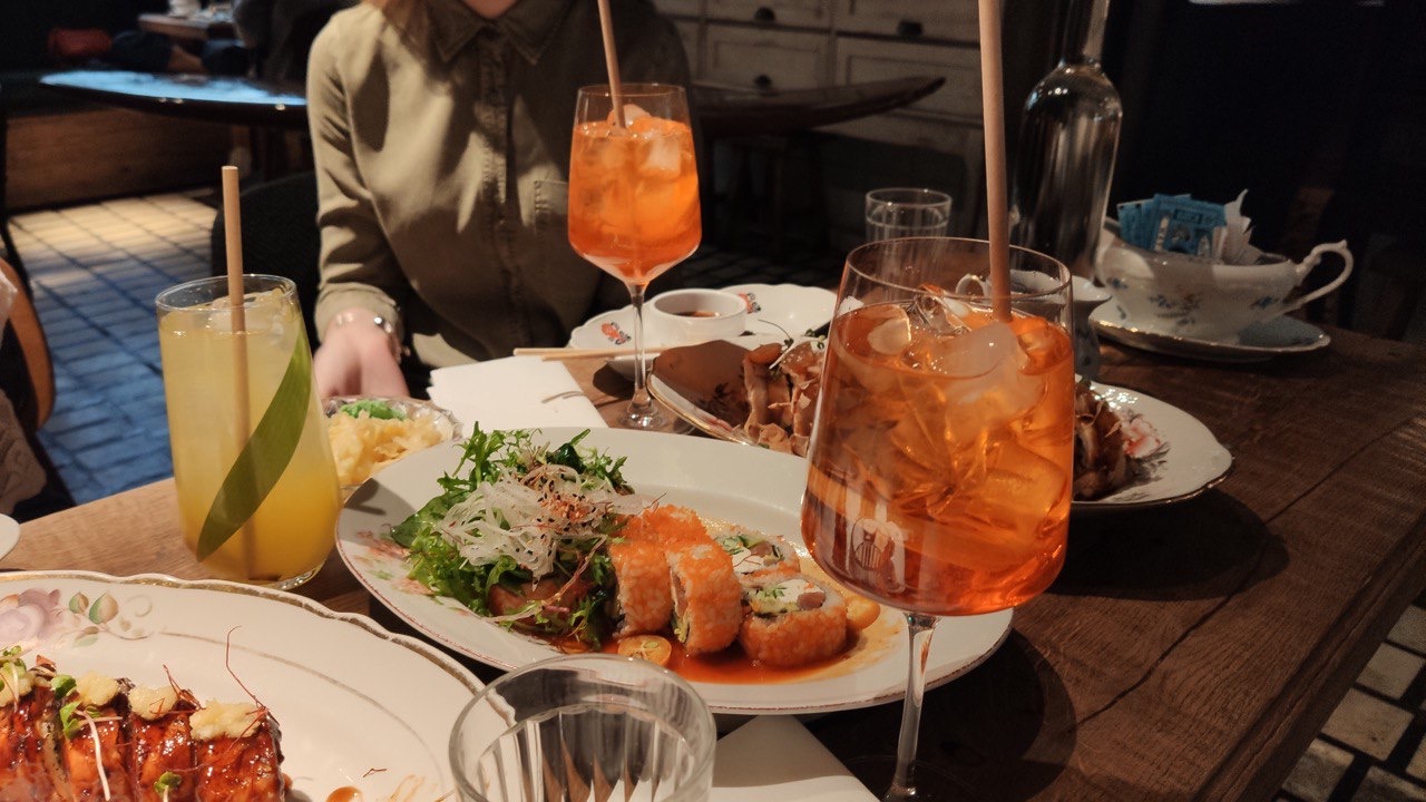 Fish&Pussycat Sushi Bar image 6