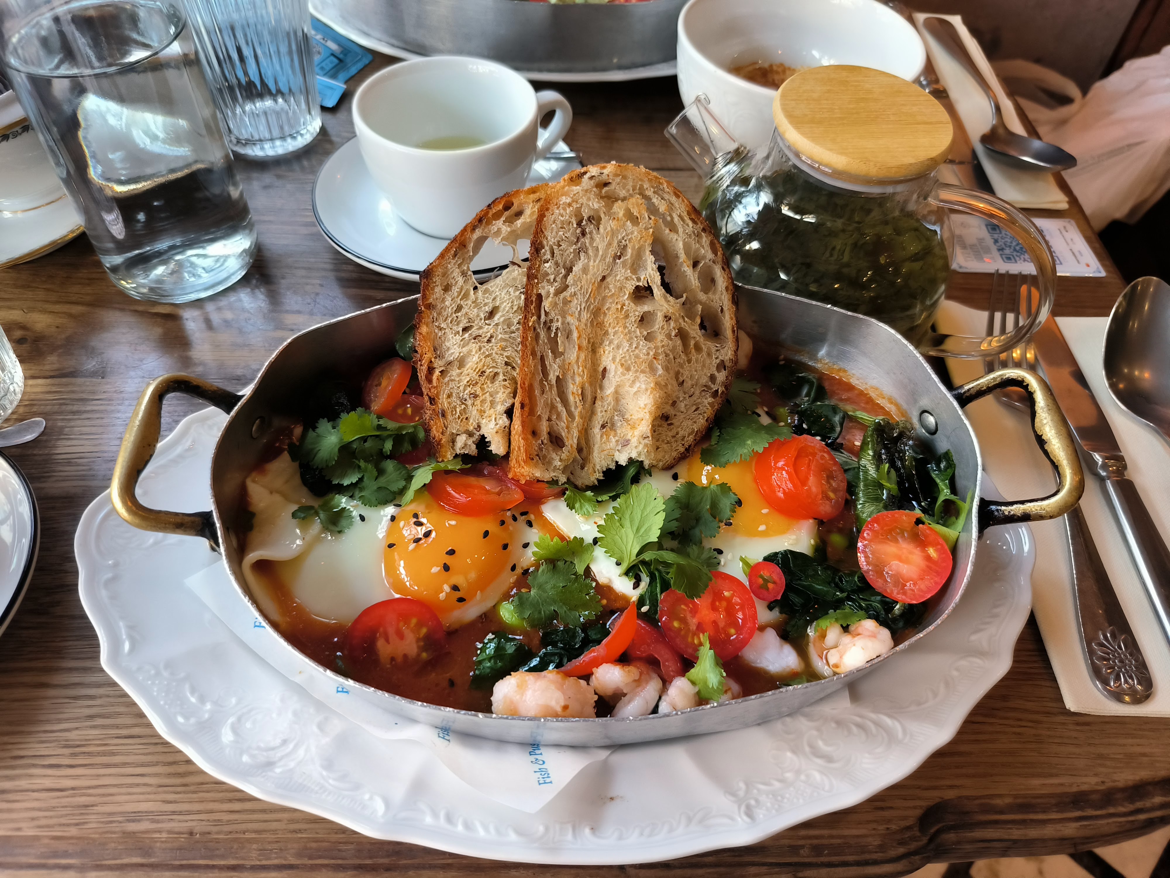 Fish&Pussycat Sushi Bar image 9