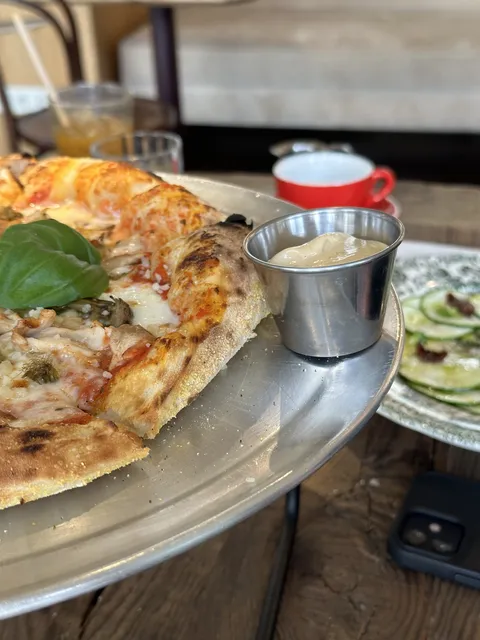 Ministry of Pizza image 8