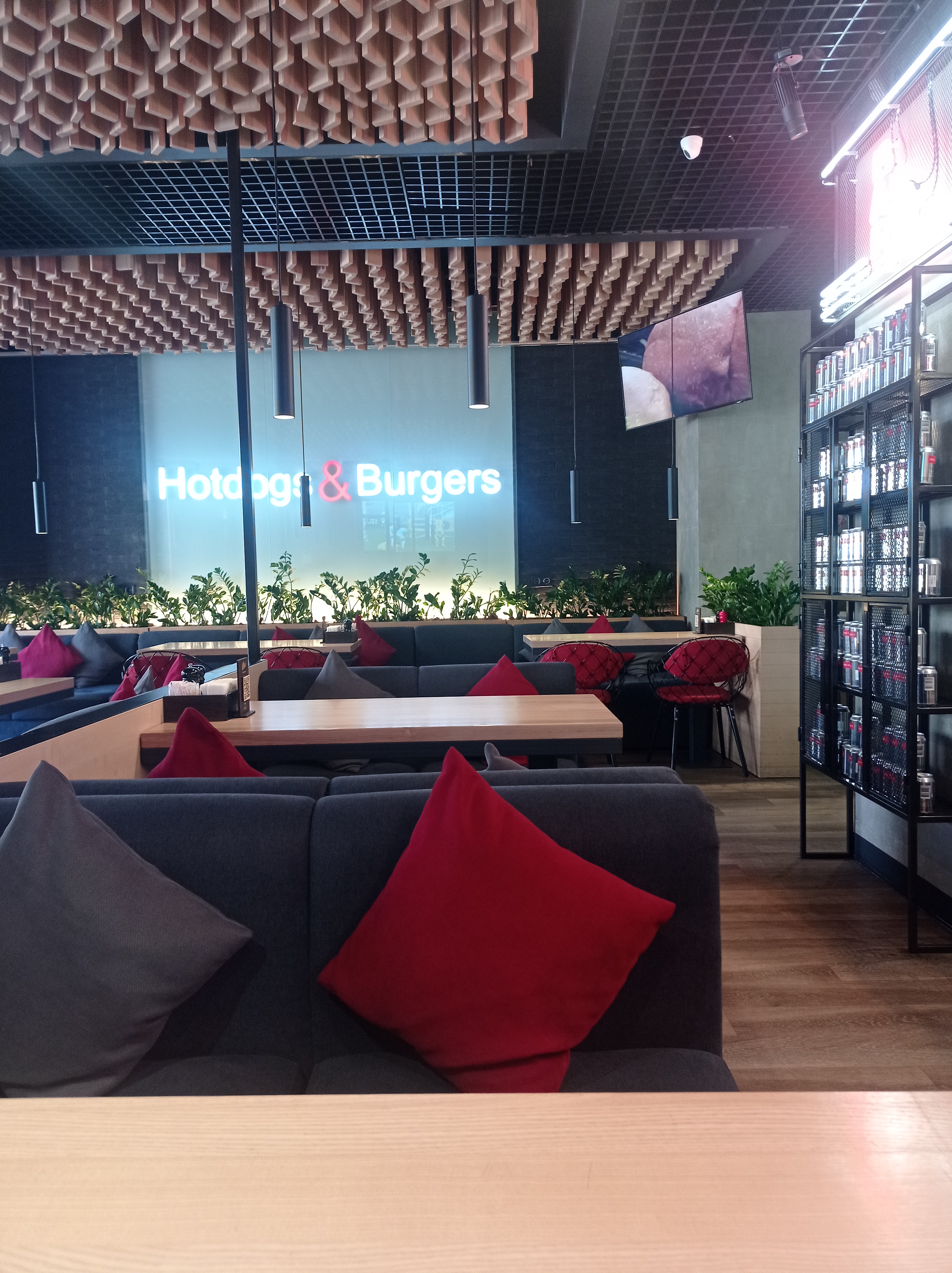 Mr. Grill Hotdogs & Burgers image 4