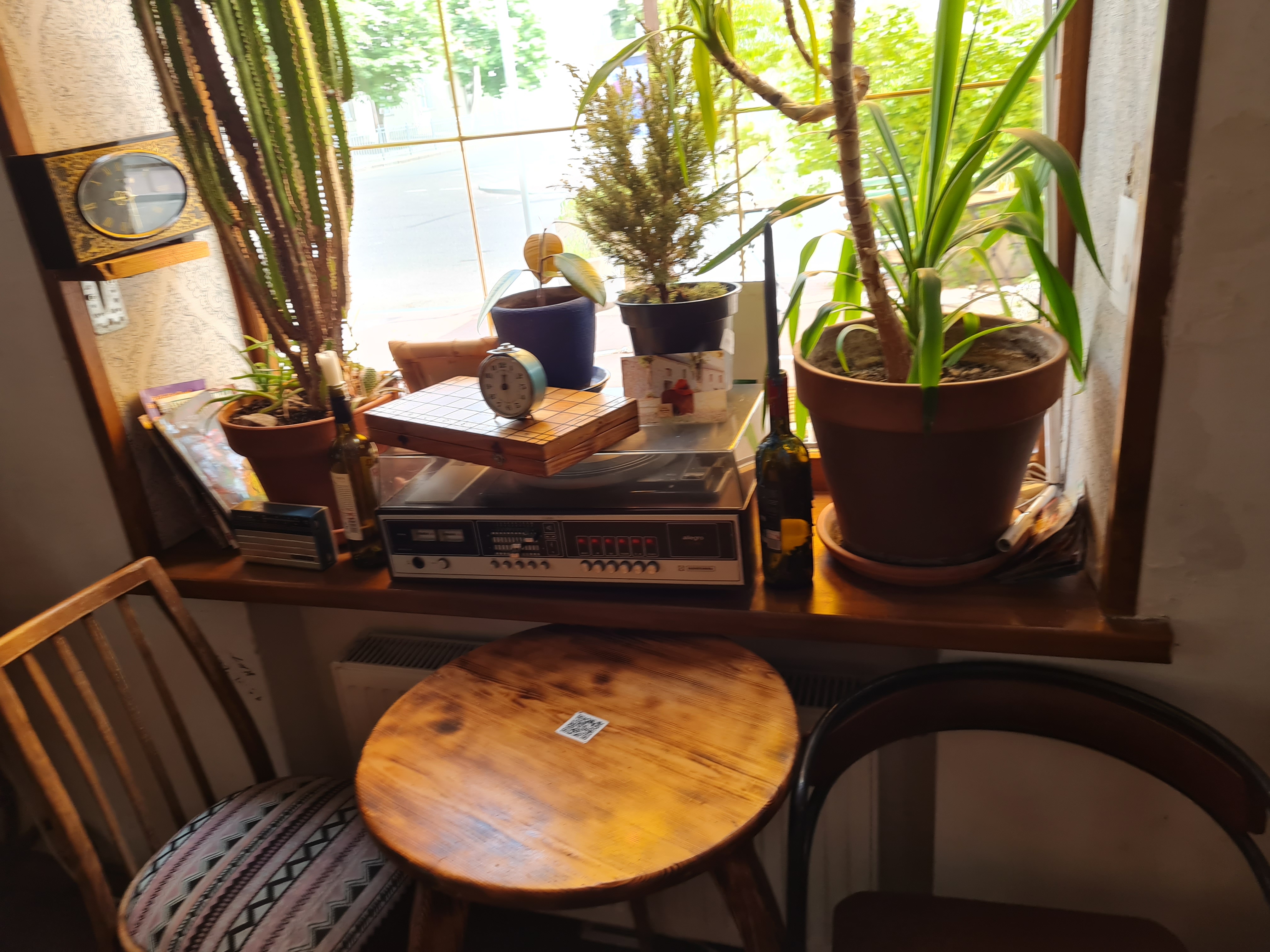 Vagabond Cafe And Vintage Corner image 9
