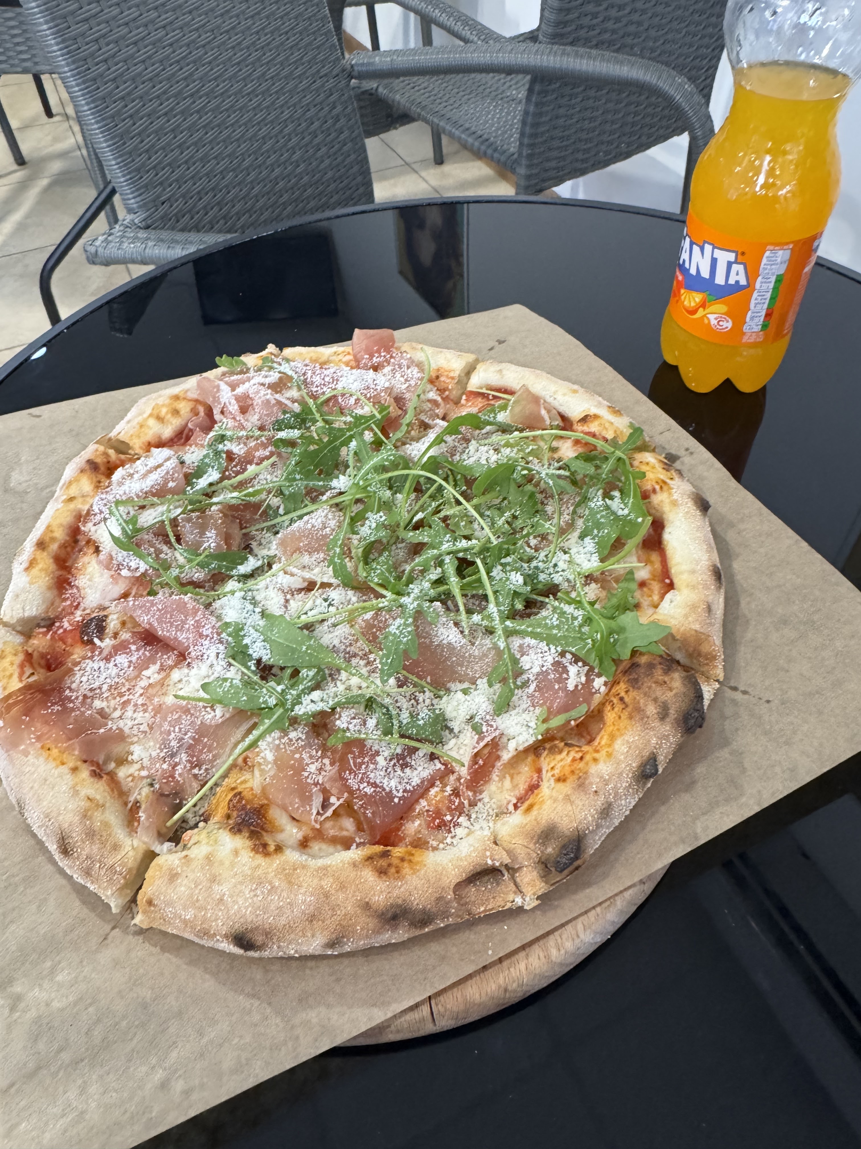 Піцаманка - смачна неаполітанська піца на камені. Піца та піцерія Новобіличі. Пицца и пиццерия Новобеличи. image 7