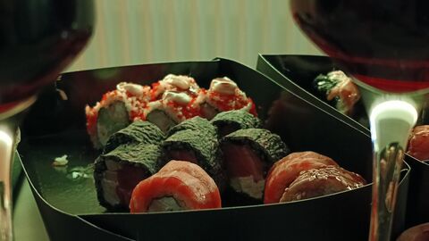More Sushi Fayna image 5
