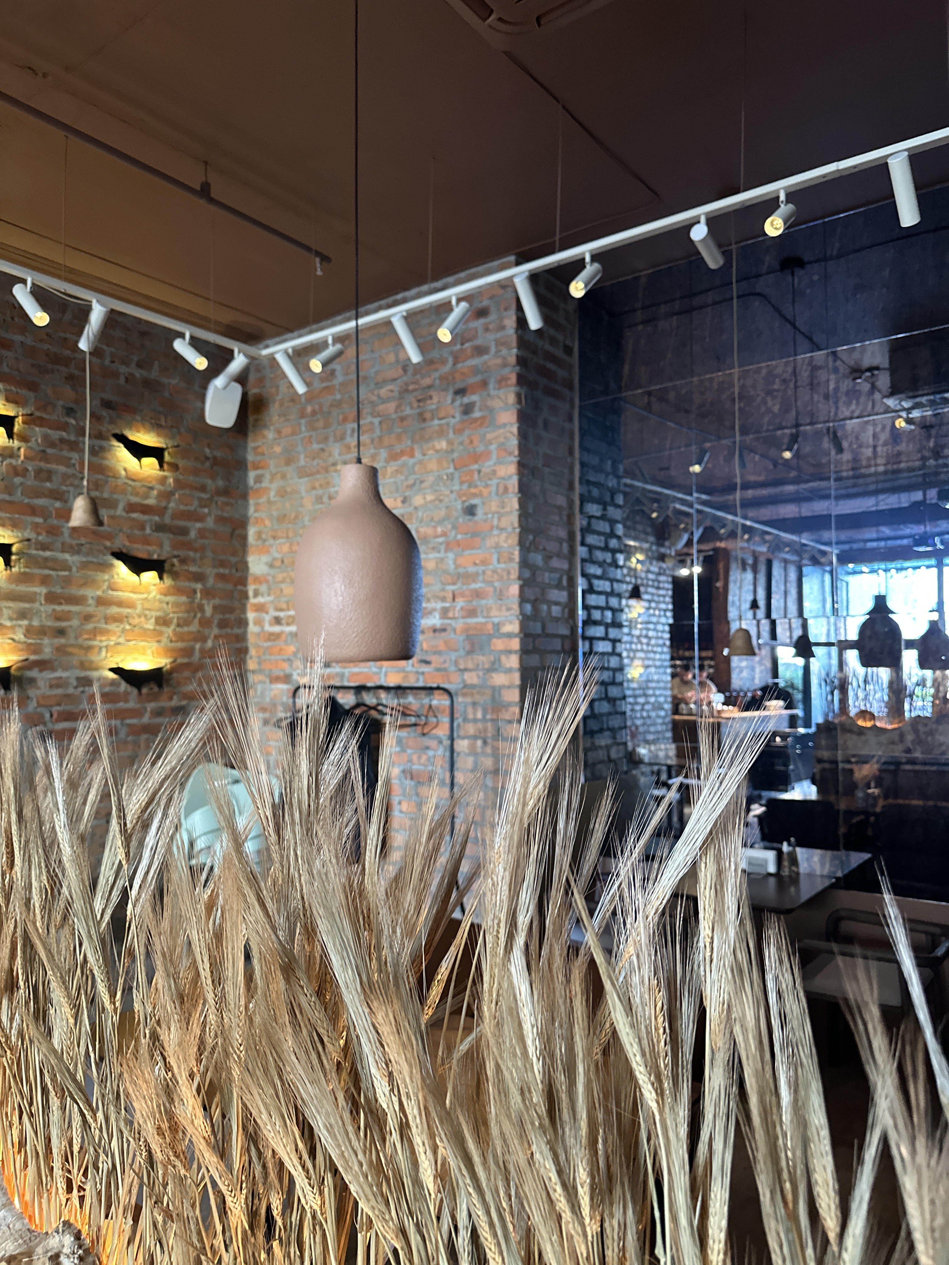 Му та Ципа Gastrobar image 8