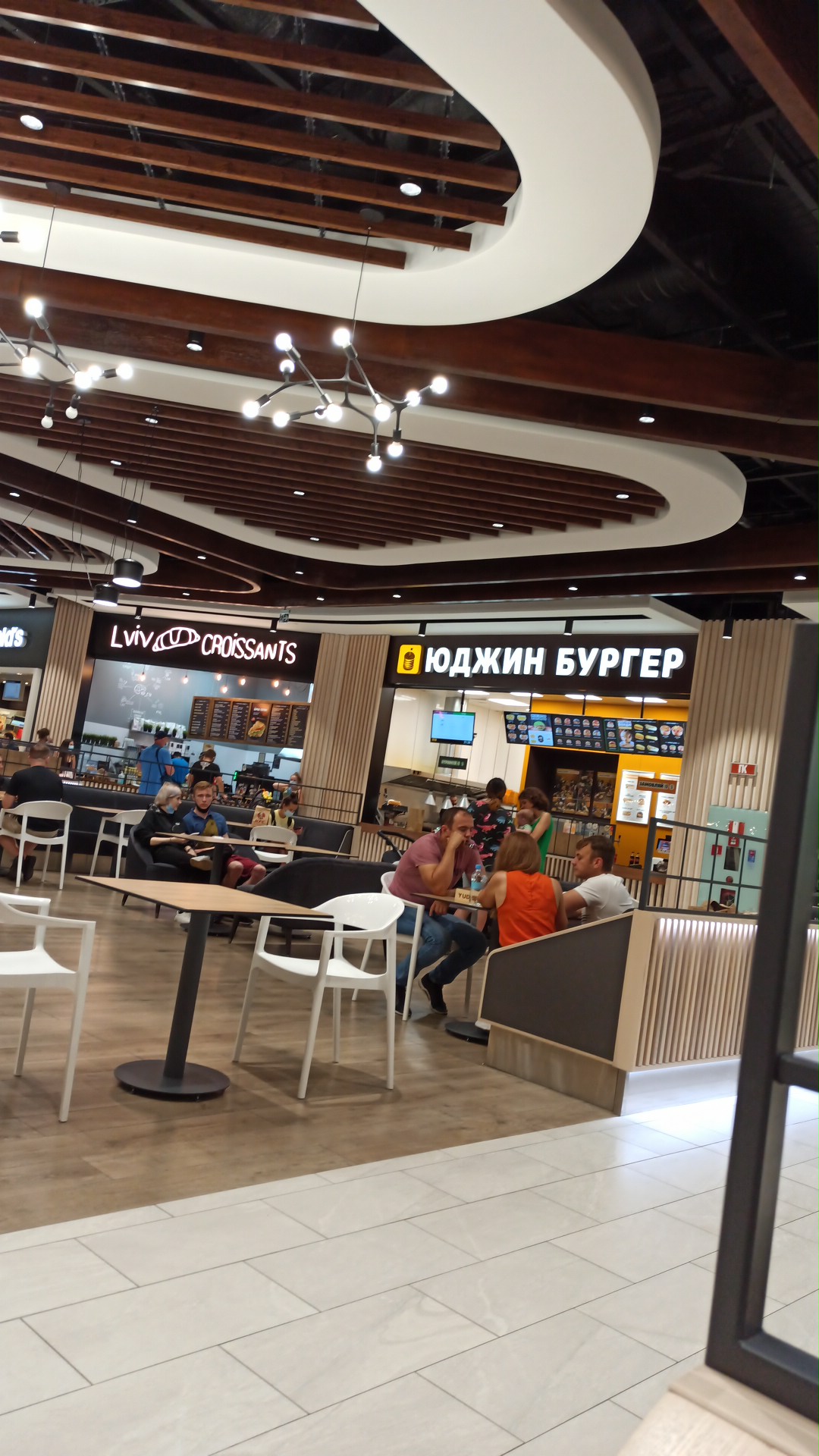 Юджин Бургер image 10