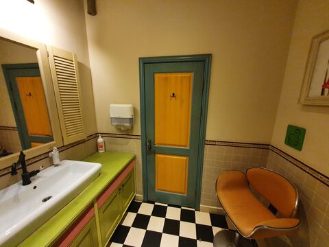 Pesto Cafe image 8