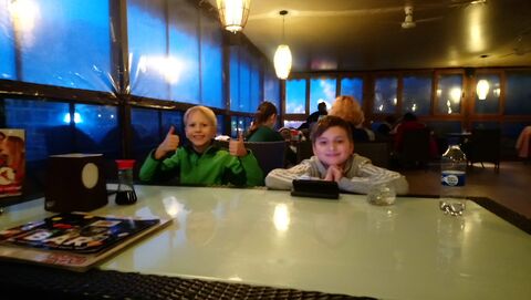 Sushi Express image 2