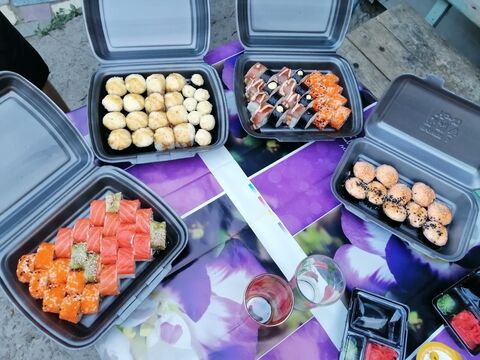 Sushi Wok image 10