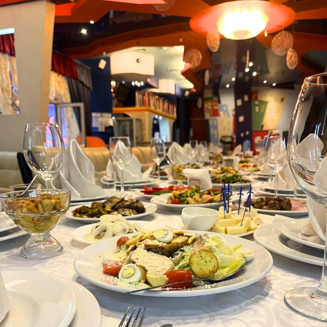 Nikki Restaurant image 8