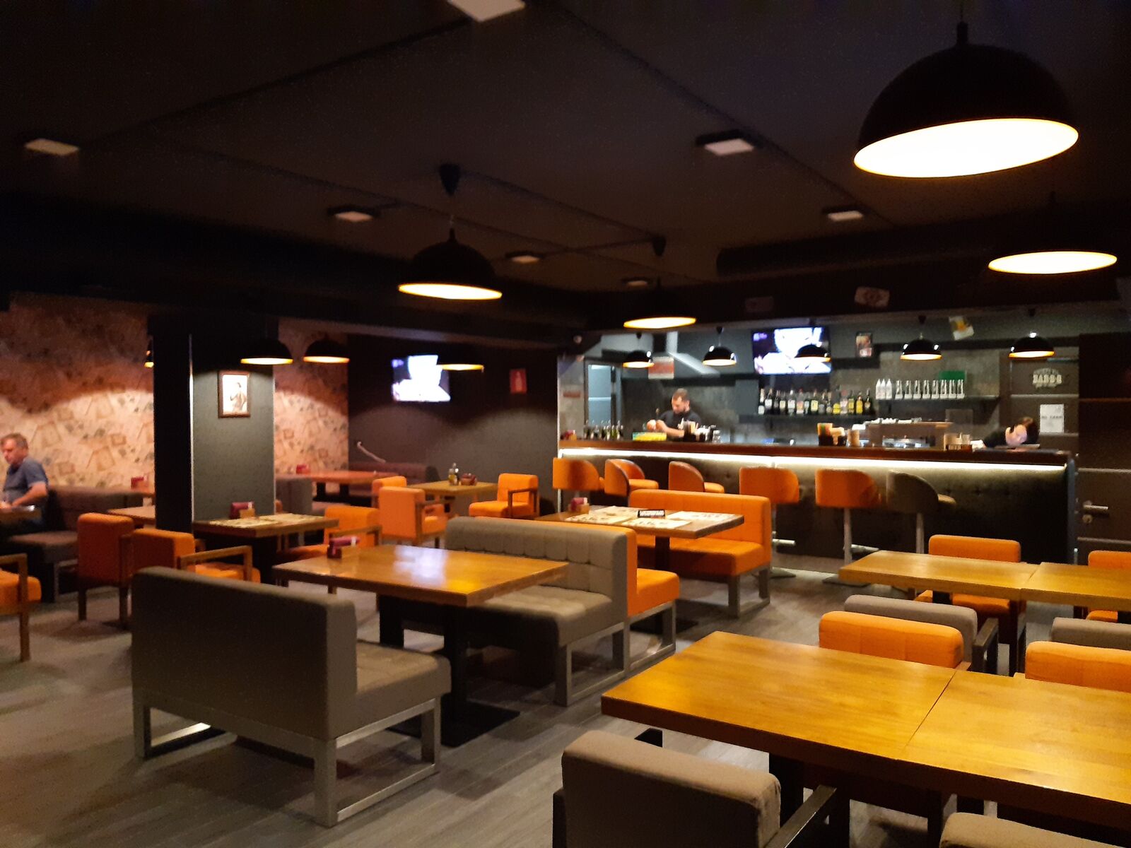 Live Pub image 1