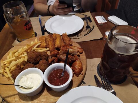 Live Pub image 7
