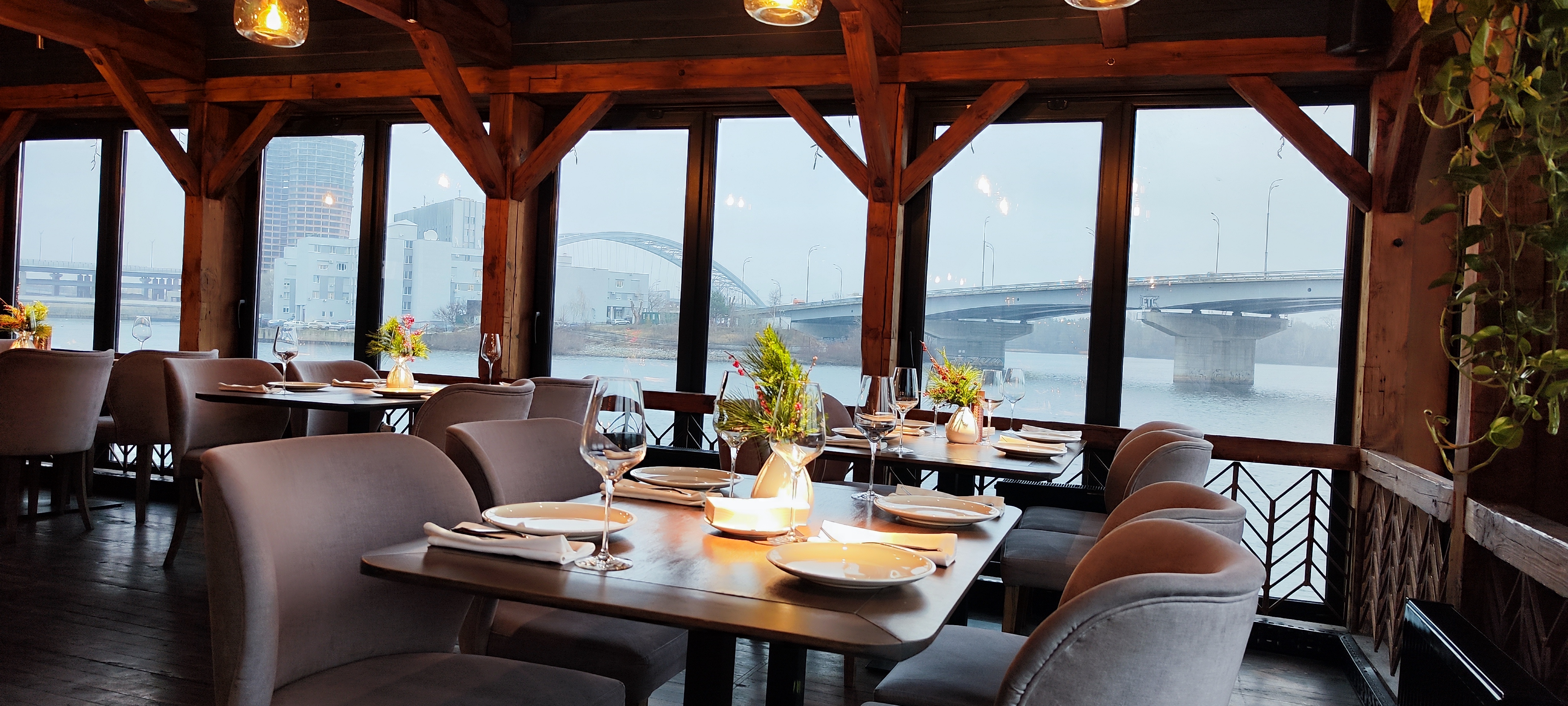 Hutorets na Dnipri image 2