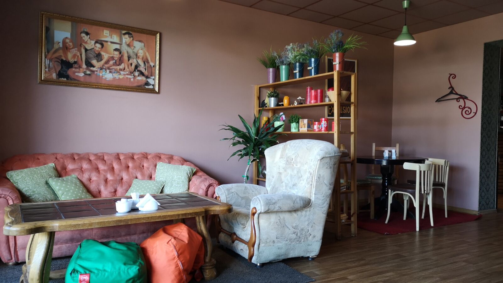 Friends Cafe image 8