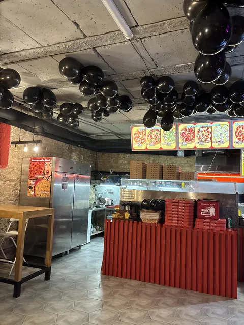 Fat Tonny Brooklyn Pizza image 5