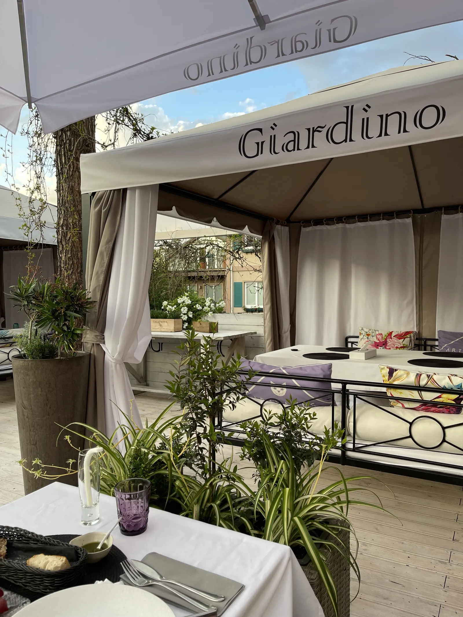 GIARDINO italian restaurant image 1
