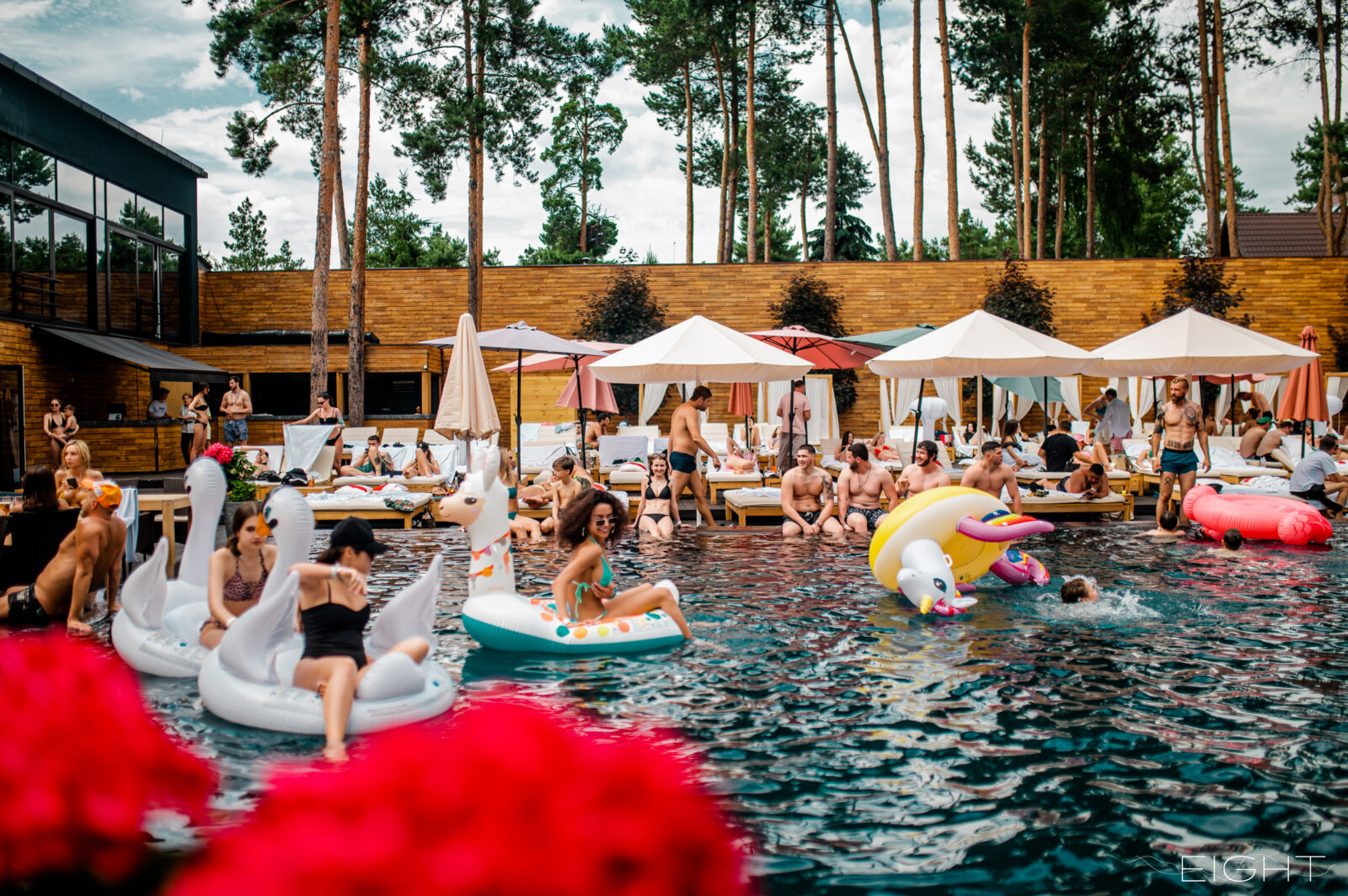 Queen Country Club - заміський комплекс. image 5