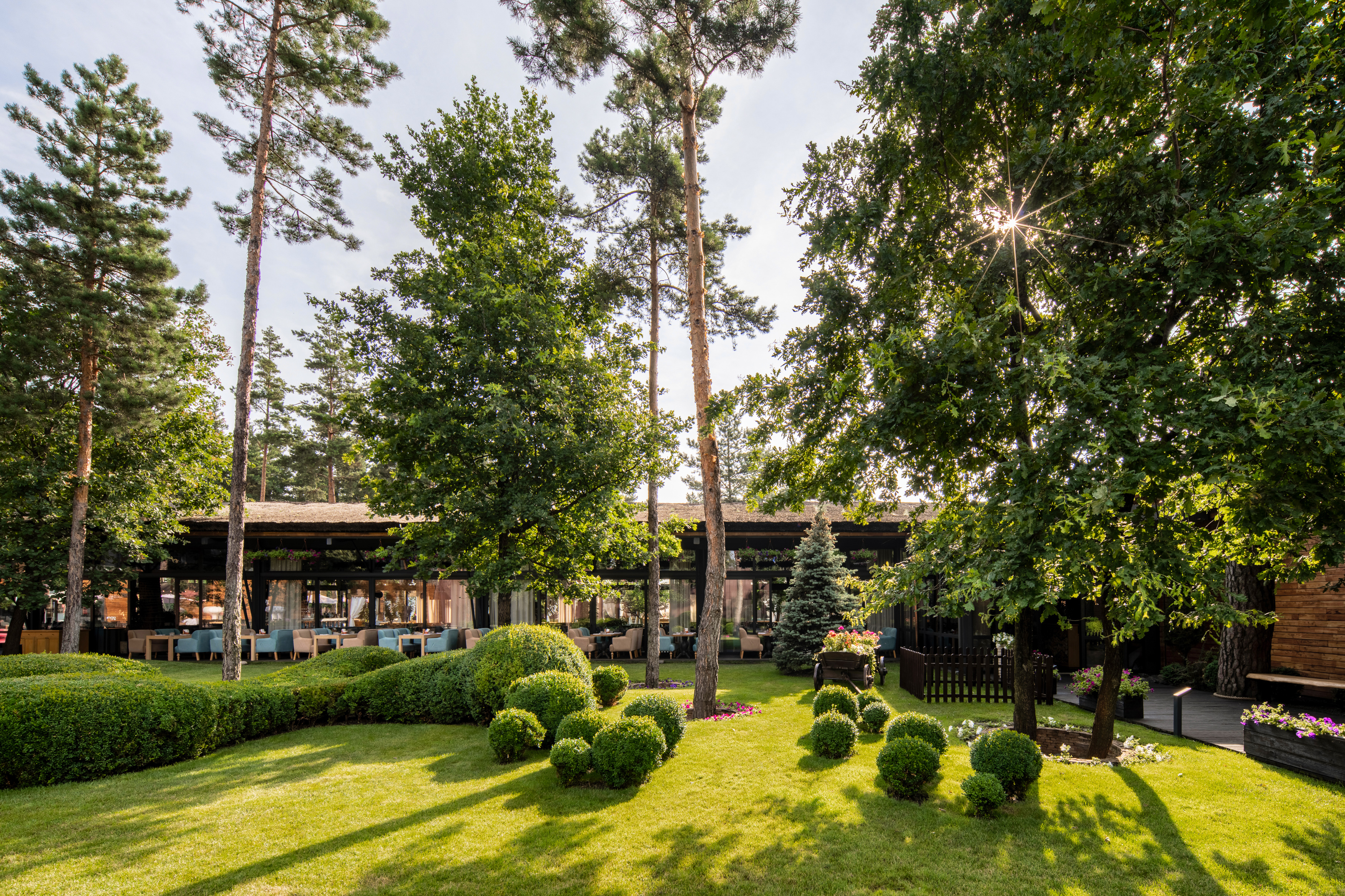 Queen Country Club - заміський комплекс. image 9