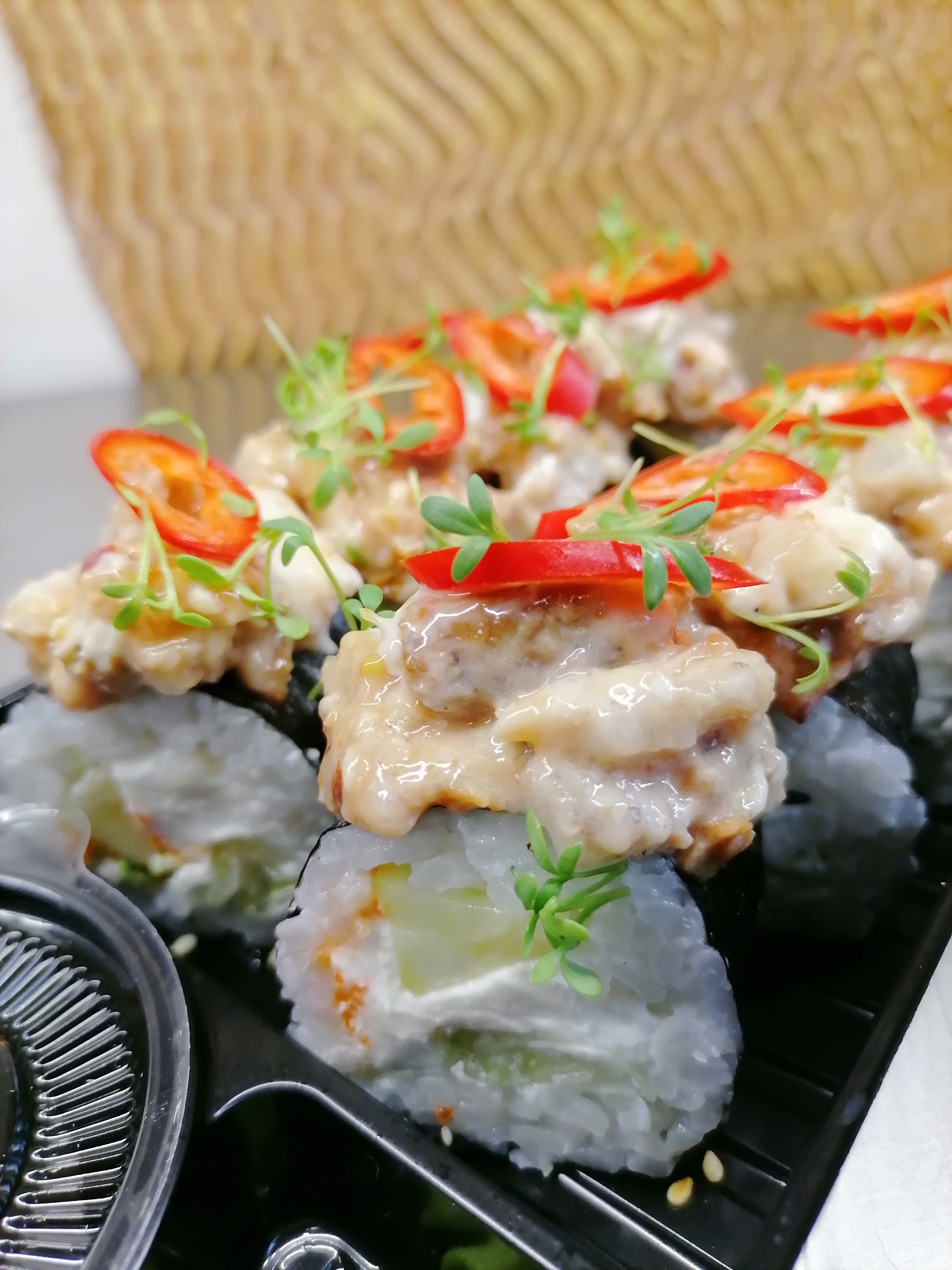 Fusion суші image 6