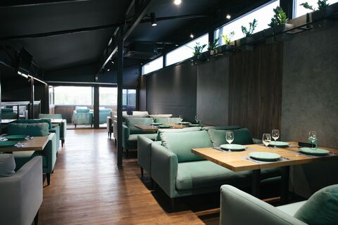River Bridge Restaurant image 4