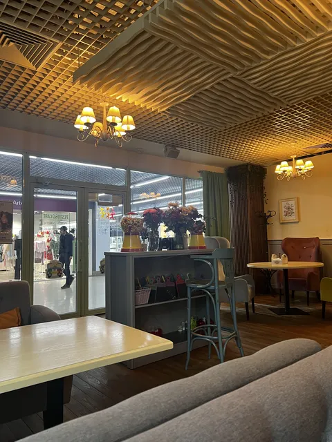 Pesto Cafe image 8