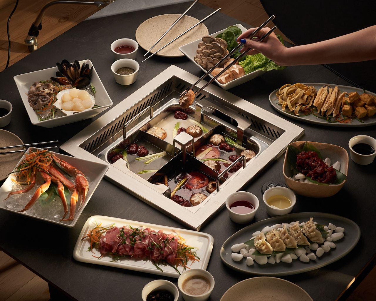 Hot Pot. Plz image 2