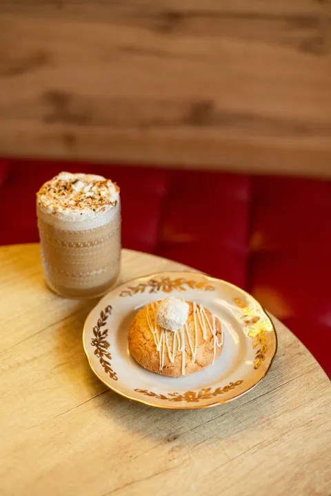 KYLYM Coffee-Bar image 5