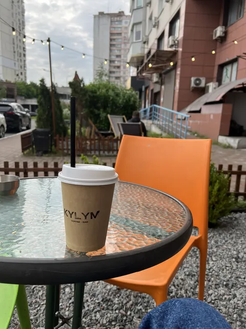 KYLYM Coffee-Bar image 6