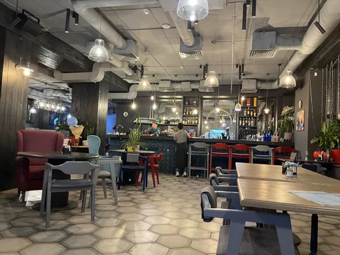 BOBOTI image 3