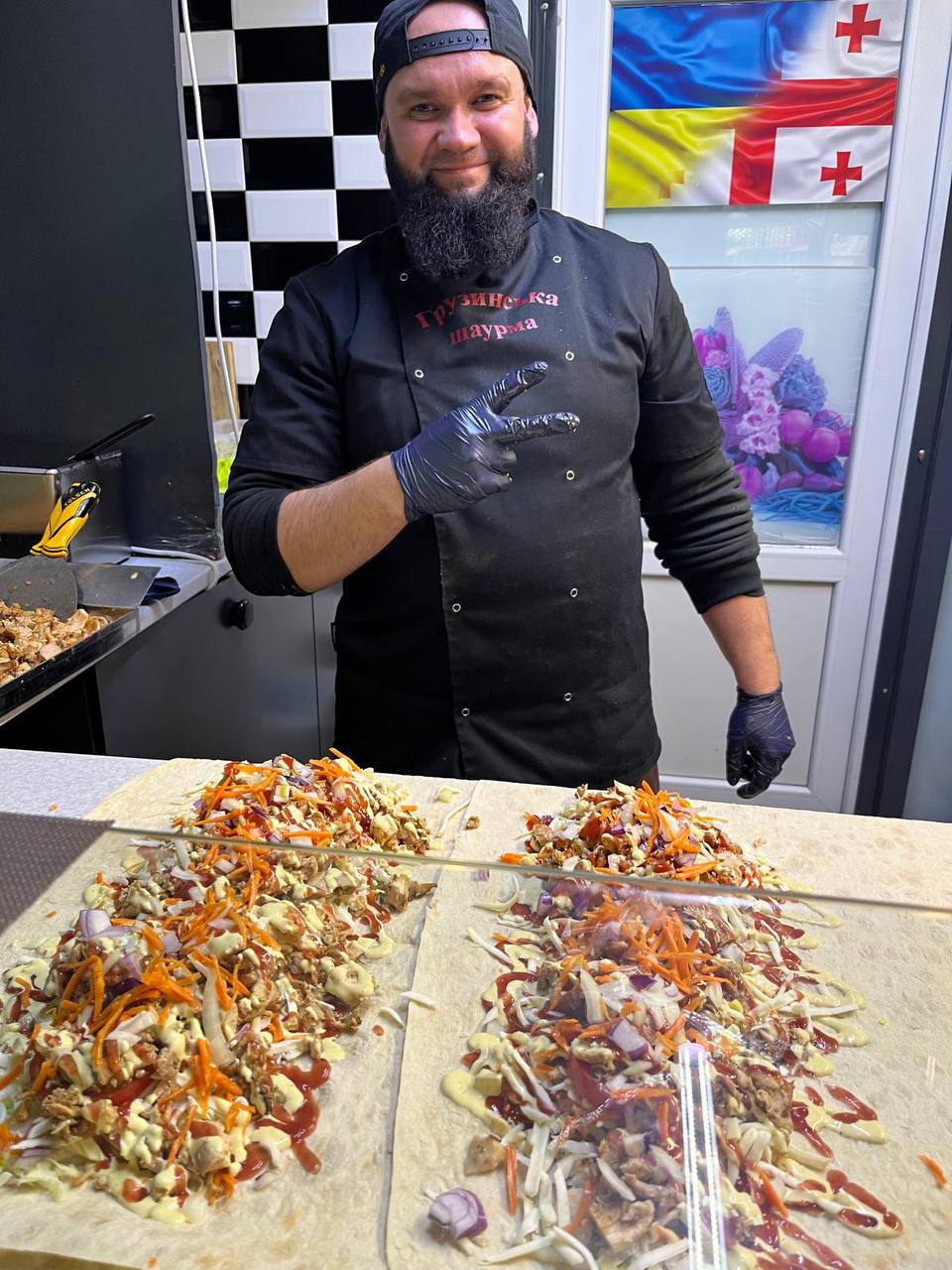 Hruzynsʹka Shaurma Na Hryhorenka image 8