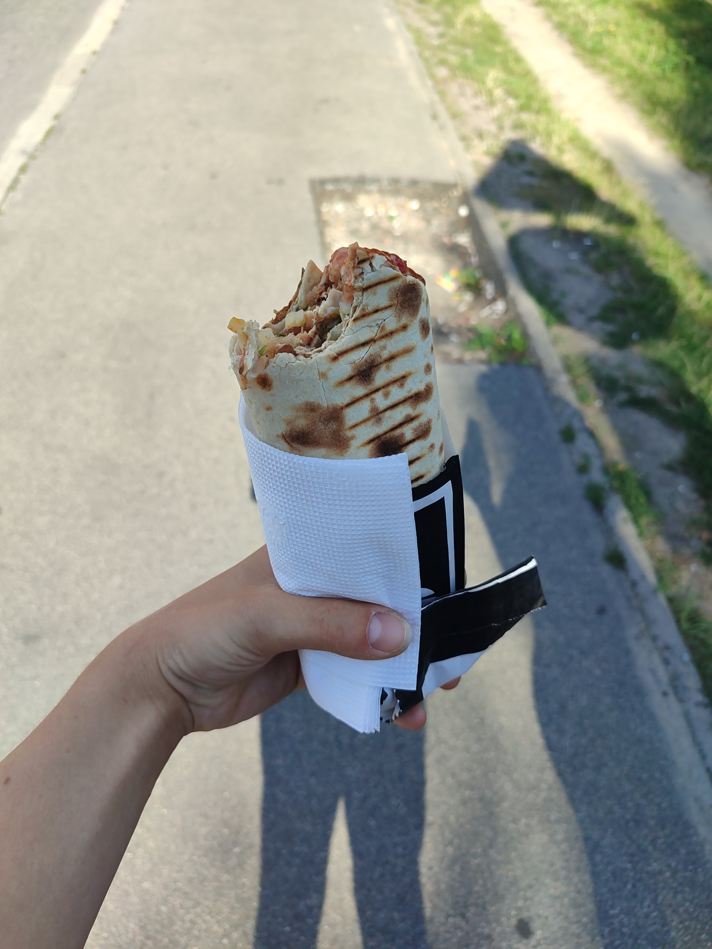 Hruzynsʹka Shaurma Na Hryhorenka image 9